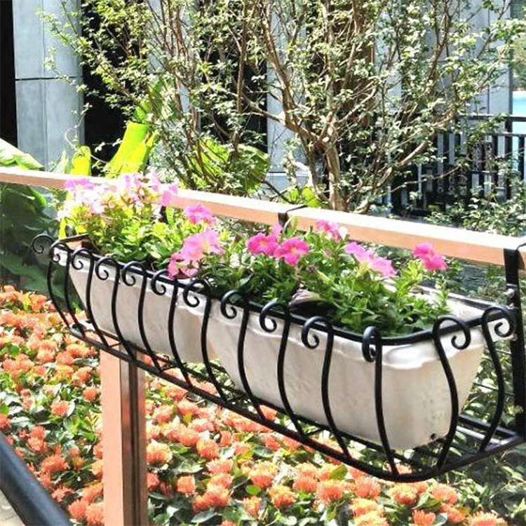 Устойчива на атмосферни влияния желязна поставка за саксия за балкон